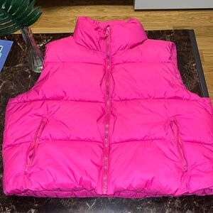 💖Hot Pink Women’s Puffer Vest -Never Worn💖